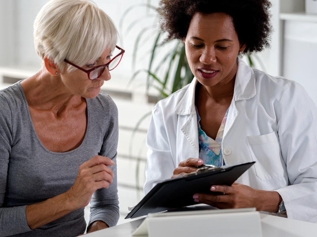 10 Síntomas del Cáncer de Mama que Toda Mujer Debe Conocer